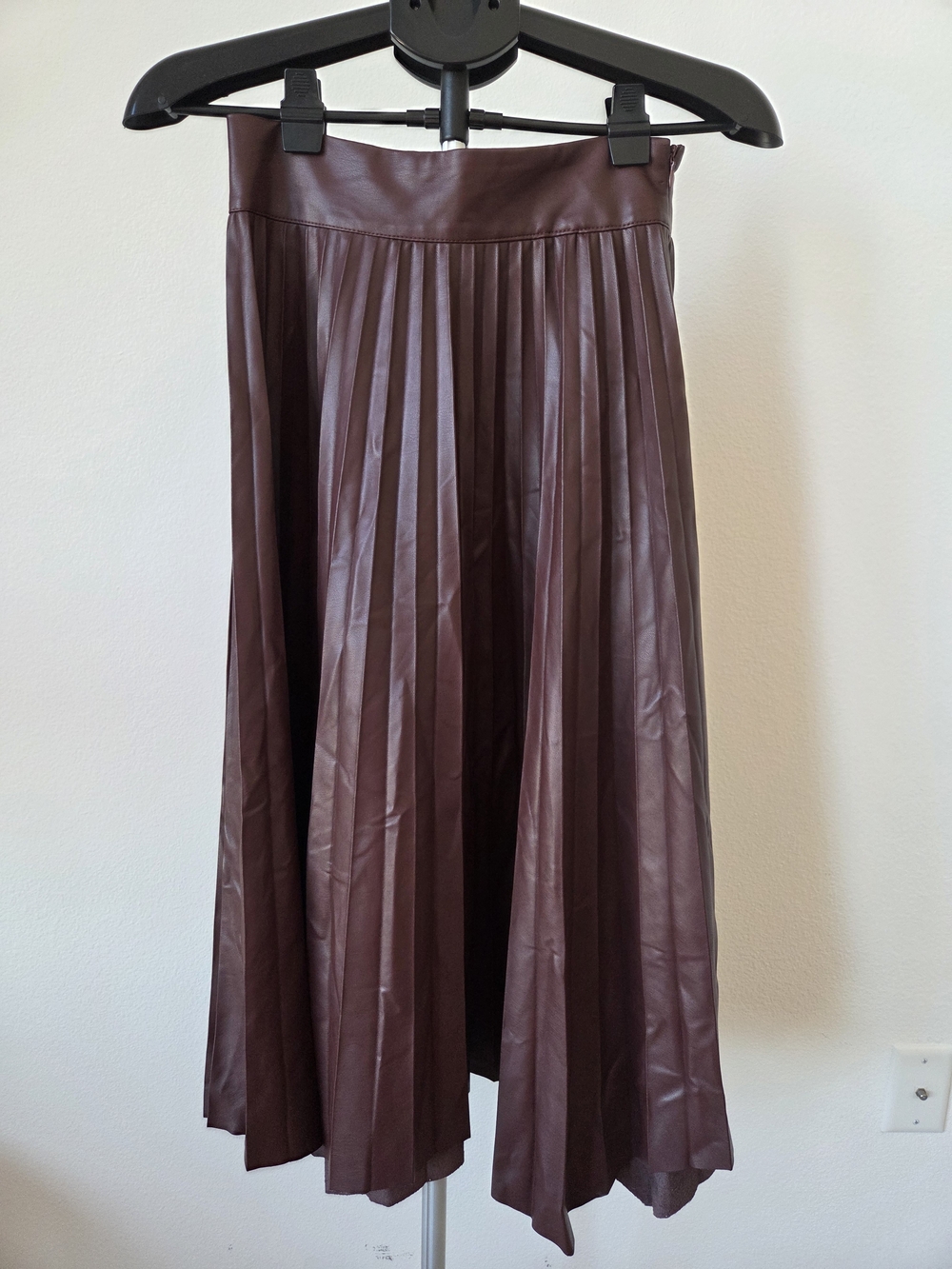 Zara Faux Leather Pleated Midi Skirt in Rich Brown Size S